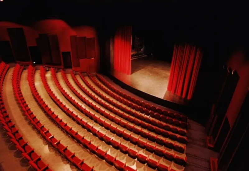 Comment rendre les arts de la scène accessibles?